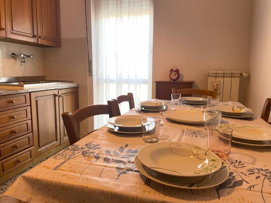 Iris Hosting Appartamenti Per Famiglie ฟาวาโร เวเนโต ภายนอก รูปภาพ